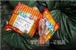 Phát hiện 350 kg thực phẩm không rõ nguồn gốc