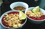 Nam thanh niên nguy kịch sau khi ăn tiết canh  