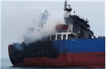 Tàu chở dầu phát nổ ở eo biển Hormuz nghi do trúng thủy lôi Iran