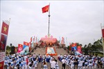Lễ Thượng cờ &#39;Thống nhất non sông&#39; tại Đôi bờ Hiền Lương - Bến Hải