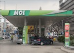 Tập đoàn xăng dầu lớn Hungary quy định lượng nhiên liệu bán cho khách hàng