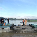 Phát hiện 2 vụ khai thác trái phép, vận chuyển cát không rõ nguồn gốc trên sông Đồng Nai