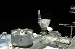 Tàu SpaceX Dragon mang theo khối lượng lớn mẫu nghiên cứu trở về Trái Đất