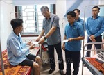 Tổng Liên đoàn Lao động Việt Nam thăm hỏi nạn nhân vụ sạt lở đất tại Hà Tĩnh