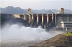 13 giờ ngày 15/6, hồ thủy điện Tuyên Quang mở thêm cửa xả đáy thứ 2