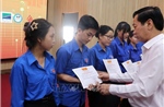 Trao 2,2 tỷ đồng học bổng cho 104 sinh viên khó khăn tại Kiên Giang