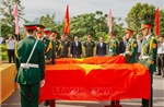 Đón nhận hài cốt liệt sĩ quân tình nguyện và chuyên gia Việt Nam hy sinh tại Lào về nước