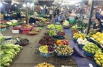 TP Hồ Chí Minh: Hàng dồi dào nhưng chợ vắng khách