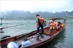Học sinh vùng cao lòng hồ sông Đà &#39;ước một chiếc cầu qua sông&#39; đến trường