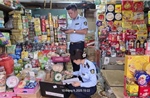 Hà Nội: Thu giữ nhiều bánh trung thu, đồ chơi nhập lậu