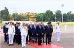 Chủ tịch Duma Quốc gia Nga vào Lăng viếng Chủ tịch Hồ Chí Minh 