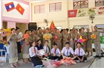 Vui Tết Trung thu, gắn kết Việt - Lào