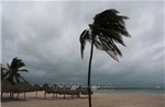 Jamaica đóng cửa hai sân bay và mở hầm trú ẩn tránh bão Melissa