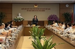 Phó Chủ tịch Quốc hội Nguyễn Thị Hồng làm việc với Thường trực Ủy ban Kinh tế và Tài chính