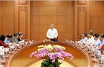 Siết chặt quyền lực, chặn tham nhũng từ gốc