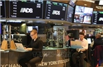 S&P 500 và Nasdaq lại lập đỉnh bất chấp rủi ro địa chính trị