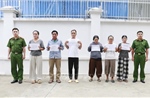 Bắt giữ 6 đối tượng trong đường dây mua bán người