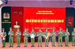 Khen thưởng thành tích triệt phá đường dây đánh bạc, rửa tiền trên không gian mạng