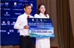 Miss World trao quà cho trẻ em tại Khánh Hòa