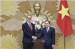 Chủ tịch Quốc hội tiếp Đại sứ Pháp tại Việt Nam