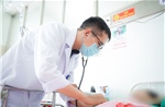 Bệnh viện Chợ Rẫy cấp cứu 4 nạn nhân trong vụ xe ô tô chở 24 người đi hành hương bị nạn