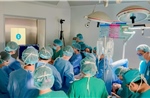 Nâng tầm ngành y tế Việt - Bài 2: Khẳng định uy tín và tay nghề của bác sĩ