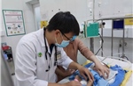 Bác sĩ cảnh báo bệnh hô hấp ở trẻ gia tăng do thời tiết thay đổi bất thường