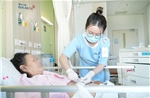 Không chủ quan với dấu hiệu sốt kéo dài, đau bụng âm ỉ không rõ nguyên nhân