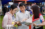 Tuyển sinh đại học 2026: Thêm nhiều trường công bố điểm sàn nhận hồ sơ xét tuyển