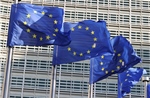 EU lần đầu tiên trong 20 năm thặng dư thương mại với Nga 