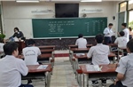 Kỳ thi Tốt nghiệp THPT 2025: Các thí sinh ổn định, nghiêm túc làm bài thi