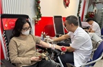 Đầu năm, thực hiện nghĩa cử hiến máu tại Lễ hội Xuân hồng