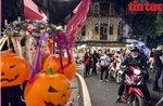 Không khí Halloween &#39;ma mị&#39; tràn ngập phố Hàng Mã 