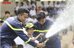 Thiếu nhi hào hứng học kỹ năng phòng cháy, chữa cháy