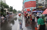 Lực lượng chức năng dầm mưa giữ an ninh trật tự trước thềm Quốc khánh