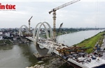 Cầu Đuống mới thành hình bên cầu cũ sắp tháo dỡ