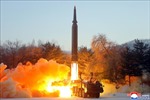Nhật Bản đánh giá tên lửa Triều Tiên bay theo quỹ đạo bất thường với tốc độ Mach 10
