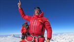 Chinh phục 3 đỉnh cao nhất của ngọn núi Everest trong một mùa leo núi