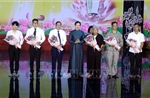 Những &#39;đóa sen&#39; tỏa hương giữa đời thường