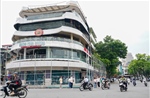 Hà Nội: Tòa nhà &#39;Hàm cá mập&#39; bắt đầu được quây rào, tiến hành phá dỡ