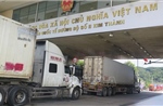 Tạo điều kiện thuận lợi để hàng nông sản thông quan qua cửa khẩu Lào Cai
