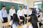 Phó Thủ tướng Chính phủ Lê Thành Long động viên các thí sinh tự tin, chuẩn bị tốt tâm thế 