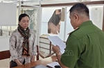 Bắt tạm giam cựu thủ quỹ ngân hàng lừa đảo gần 4,3 tỷ đồng