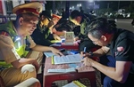 Cảnh sát giao thông mật phục, xử lý hàng loạt lái xe vi phạm nồng độ cồn