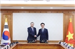 Tổng Bí thư Tô Lâm hội kiến Thủ tướng Hàn Quốc Kim Min Seok.