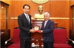 Chủ tịch Ủy ban Trung ương MTTQ Việt Nam Đỗ Văn Chiến tiếp Đại sứ Trung Quốc tại Việt Nam