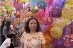 Người giữ lửa nghề làm đèn lồng truyền thống tại Hong Kong