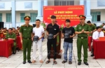 Triển khai mô hình đổi vũ khí, vật liệu nổ lấy phiếu khám, chữa bệnh