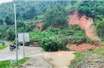 Quảng Ngãi: Đèo Lò Xo tiếp tục sạt lở, nguy cơ chia cắt cao