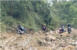 Sạt lở nhiều tuyến đường ở xã miền núi Phú Mỡ (Đắk Lắk)